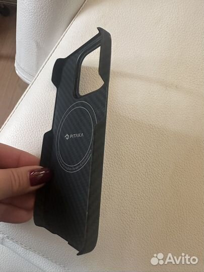 Карбоновый чехол Pitaka оригинал iPhone 14 Pro