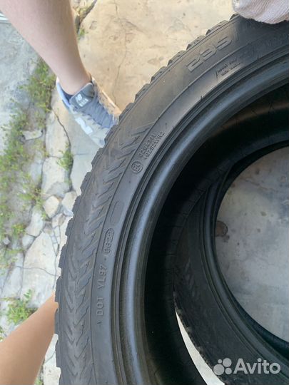 Nokian Tyres Hakkapeliitta 8 235/45 R18