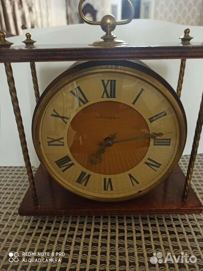 Настольные часы