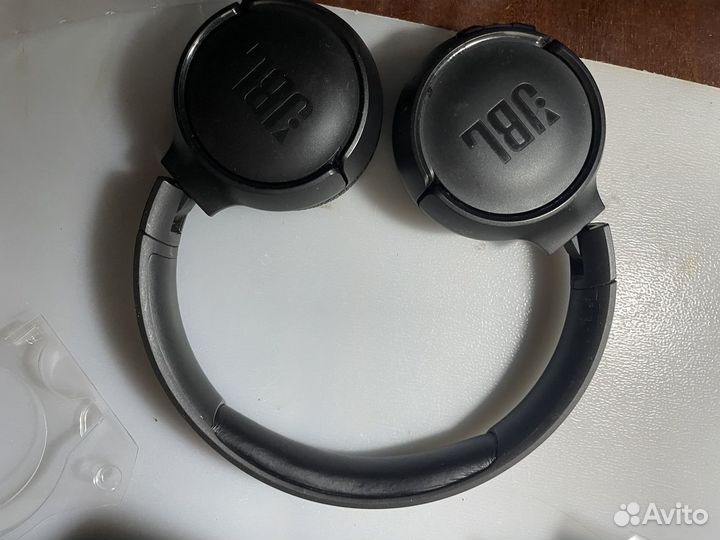 Беспроводные наушники jbl tune 520bt