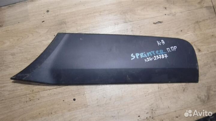 Накладка заднего крыла левого Mercedes Benz Sprin