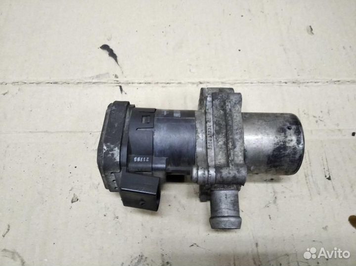 Клапан EGR w906 Sprinter 646.985 2008