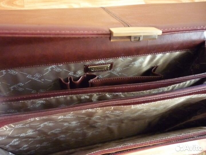 Мужской кожаный портфель новый