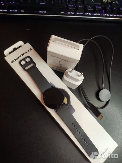 Смарт часы samsung galaxy watch 5