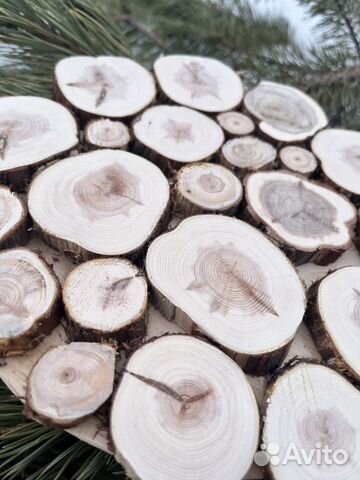 Подставка под горячее из можевельника