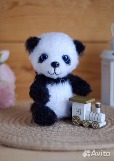 Мягкая вязаная игрушка Панда