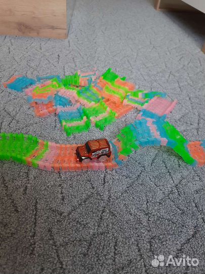 Трек для машинок