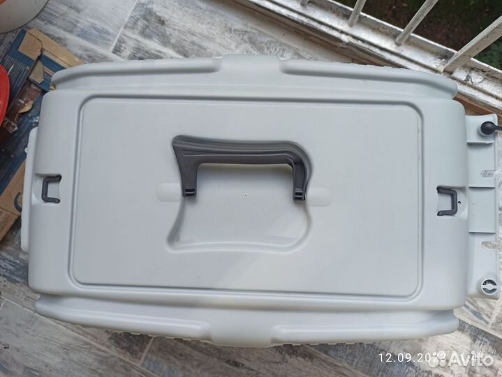 Переноска для животных пластиковая