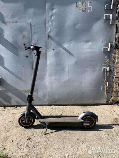 Электросамокат ninebot max g30