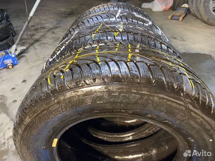 Michelin Pilot Primacy 215/65 R15 96H