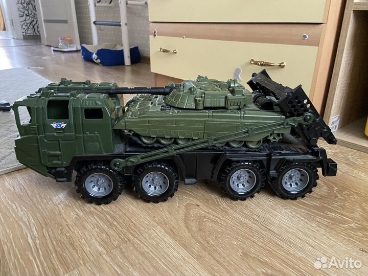 Игрушки для мальчика