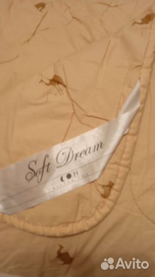 Одеяла2 стеган. пододеяльн.просты1махр,наволочки