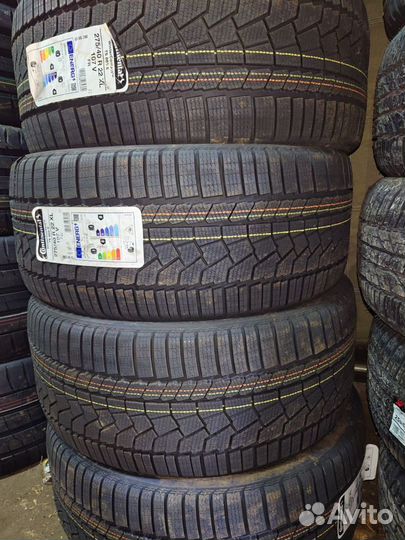 Continental ContiWinterContact TS 860S 275/40 R22 и 315/35 R22 111V