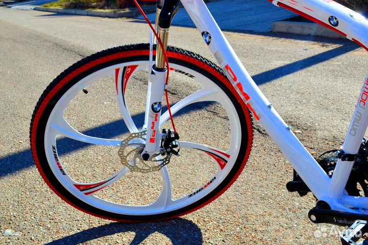 Велосипед на литых дисках