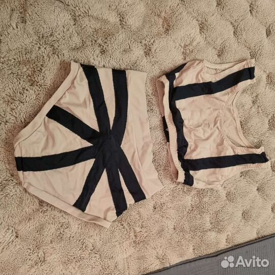 Костюм для спорта