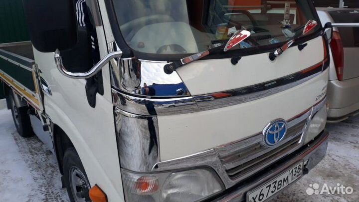 Щека правая Toyota Dyna BU306 2003