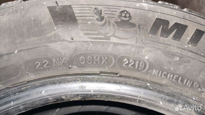 Michelin X-Ice North 4 185/65 R15 92T