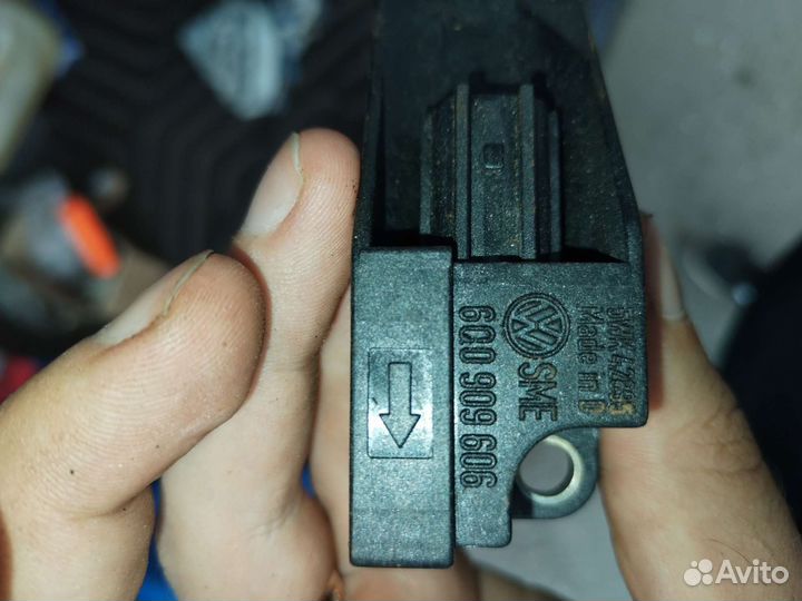 Датчик удара