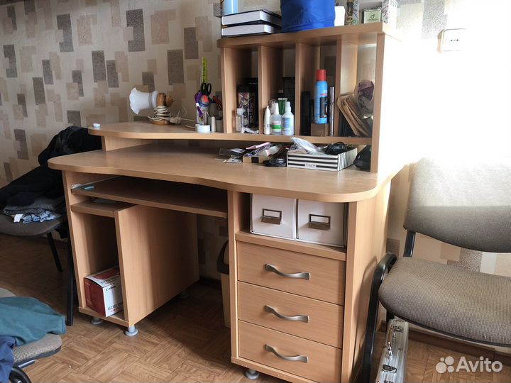 Компьютерный стол