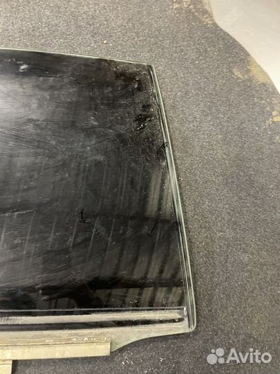 Стекло задней двери правое Тойота Камри 40 45