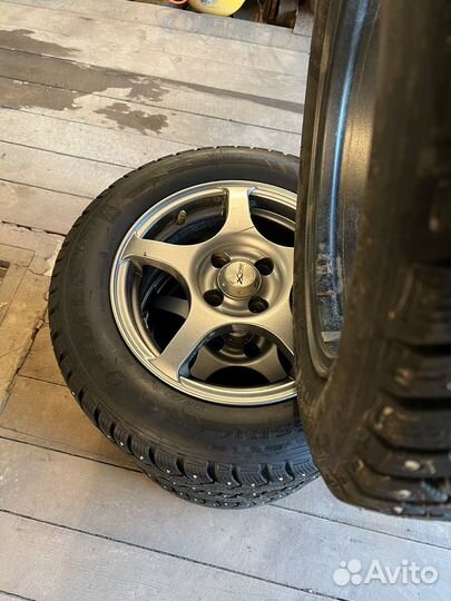 R14 Bfgoodrich G-Force Stud 175/65, PCD 4x98 DIA 15