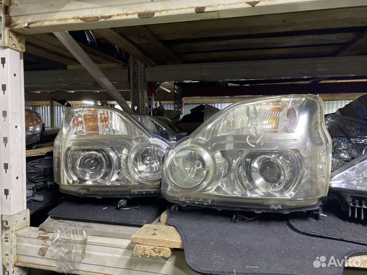 Фара Nissan X-Trail T31 правая левая