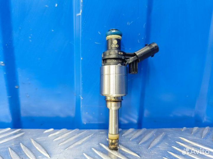 Форсунка Audi A4 B8 1.8 CDH 2009
