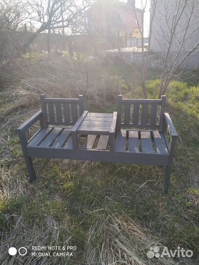 Лавка со столиком