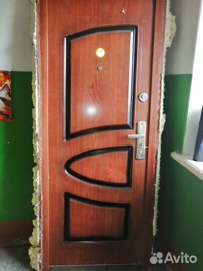 Дверь входная металлическая