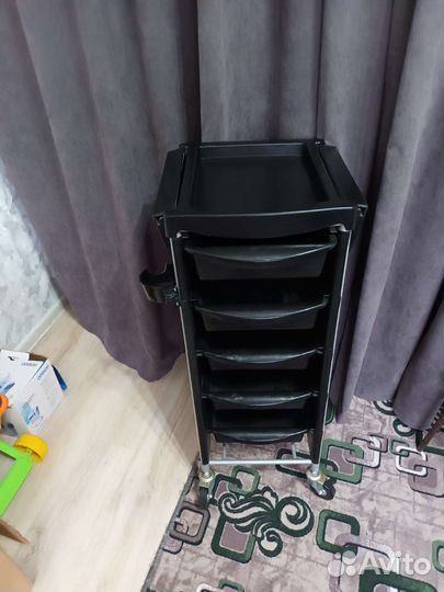 Тележка парикмахерская новая