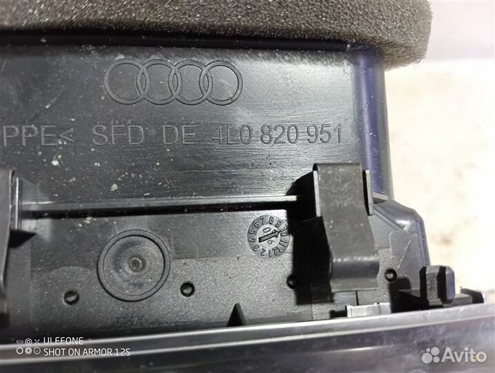 Дефлектор центральный передний Audi Q7 4L 3.0 BUG