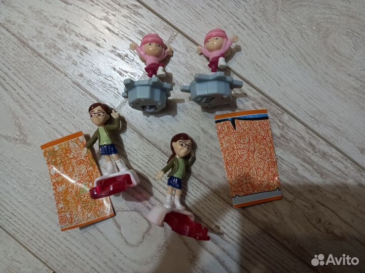 Игрушки Киндер разных серий