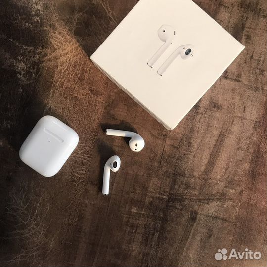 AirPods 2 Luxe (чехол в подарок)