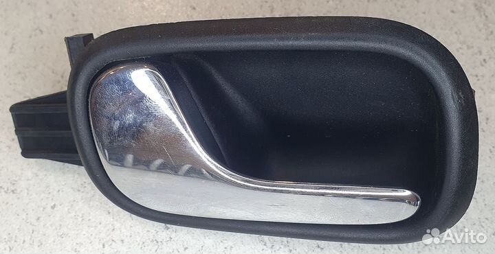 Ручка двери задней левой внутренняя Audi A4 B5