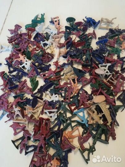 Военная техника, солдаты игрушки