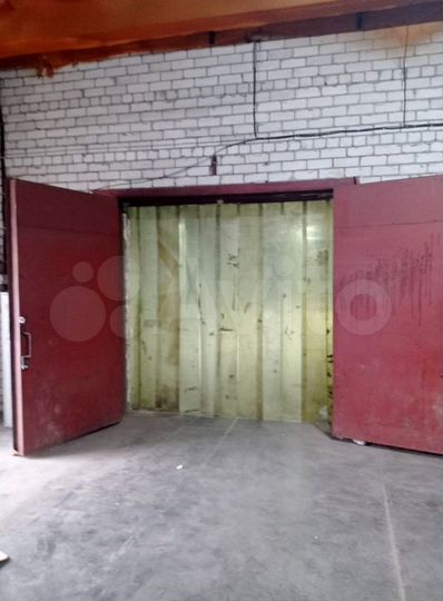 Склад (+2 +4), 323 м²