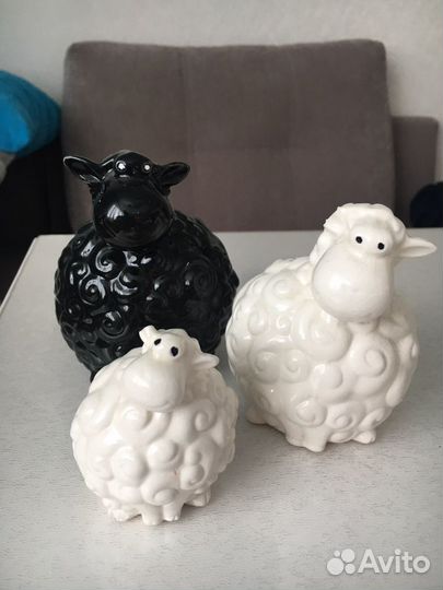 Фарфоровые овечки