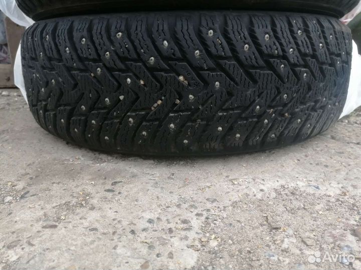 Nokian Tyres Hakkapeliitta 8 185/65 R15