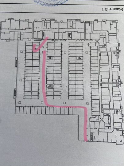 Машиноместо, 18 м²