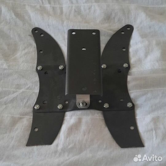 Кранштейн для телевизора на стену