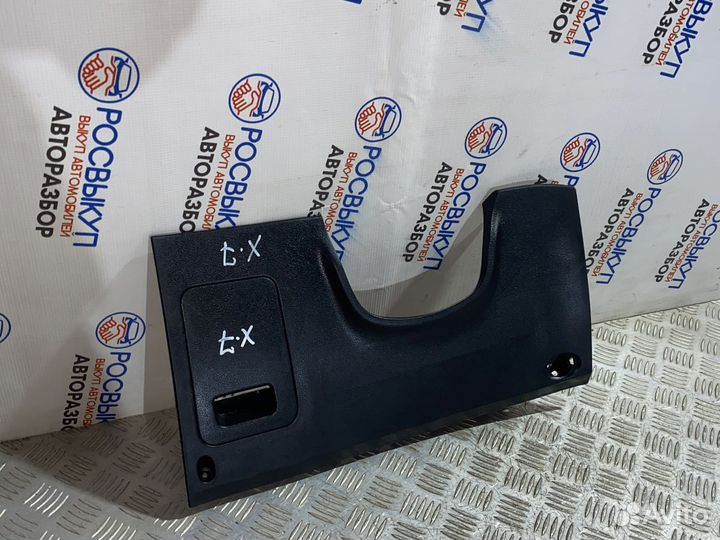 Накладка торпедо Geely Emgrand X7