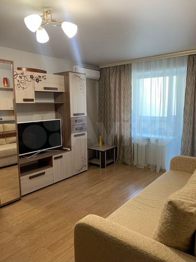 1-к. квартира, 42 м², 3/9 эт.