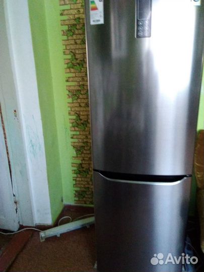 Холодильник бу lg