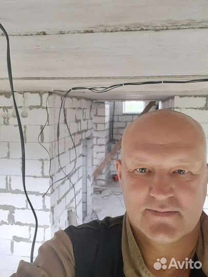 Мастер: электрик, сантехник, мебельщик, отделочник