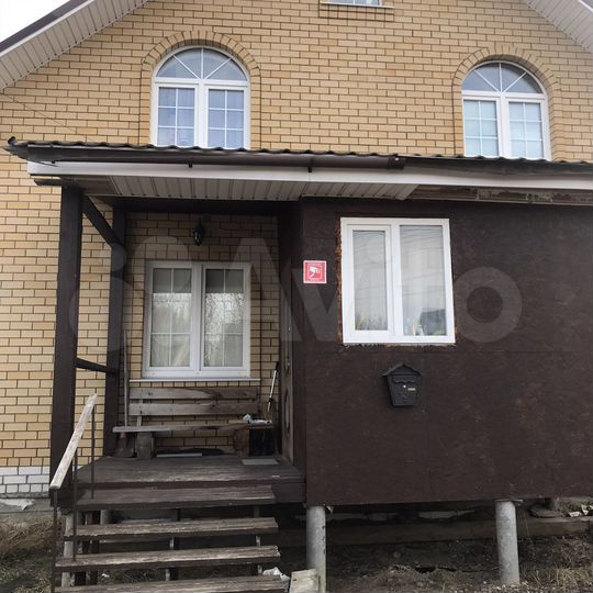 Коттедж 140 м² на участке 8 сот.