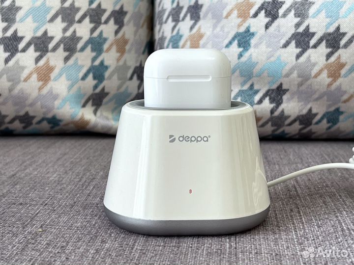 Зарядная станция Deppa для Apple AirPods 1/2