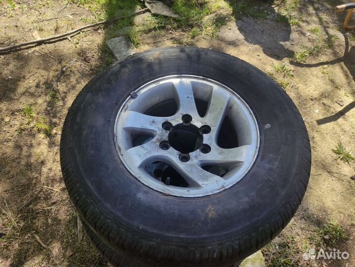 R15 Nexen Radial A/T(SV) 255/70, PCD 6x100 DIA 56