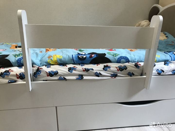 Детский защитный бортик (барьер) для кровати