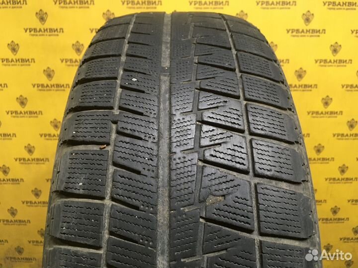 Bridgestone Blizzak Revo GZ 215/60 R16 95S