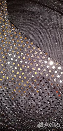 Вечернее платье с пайетками